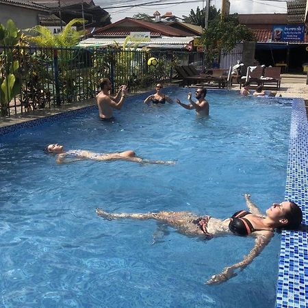 Real Vang Vieng Backpacker Hostel Luaran gambar
