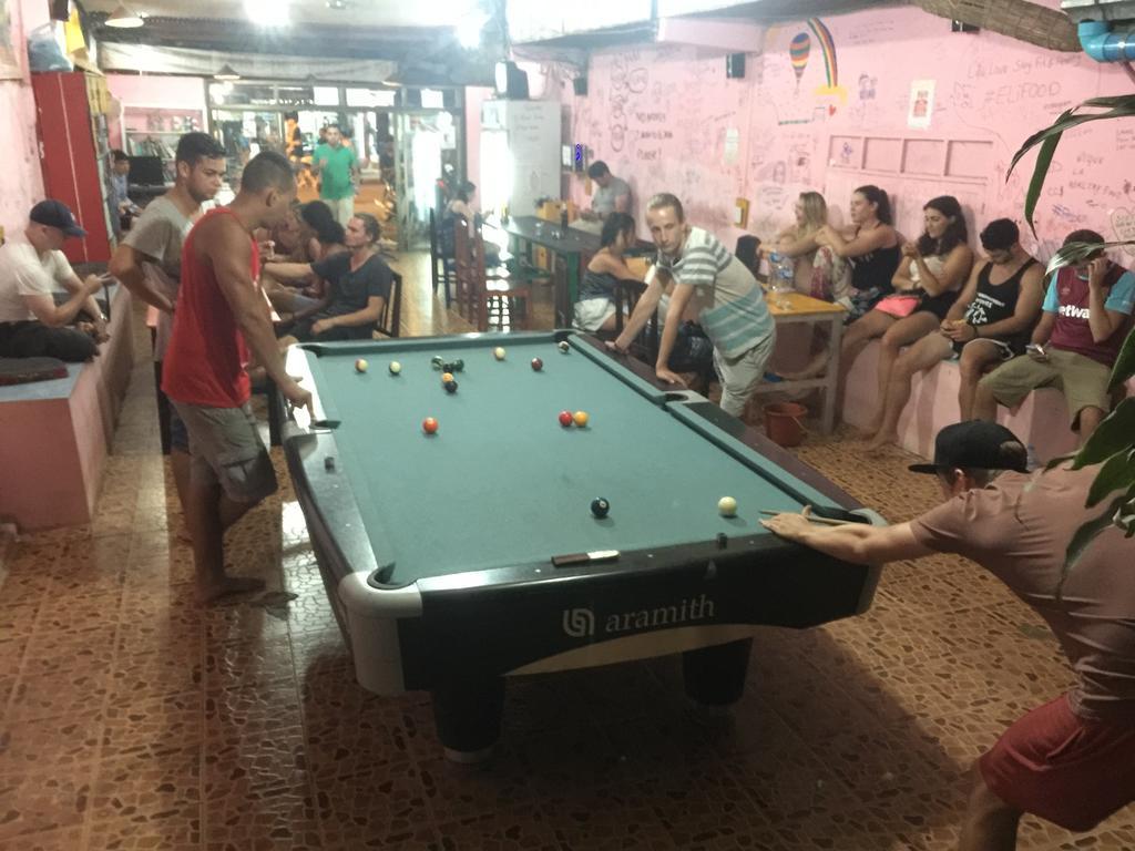 Real Vang Vieng Backpacker Hostel Luaran gambar