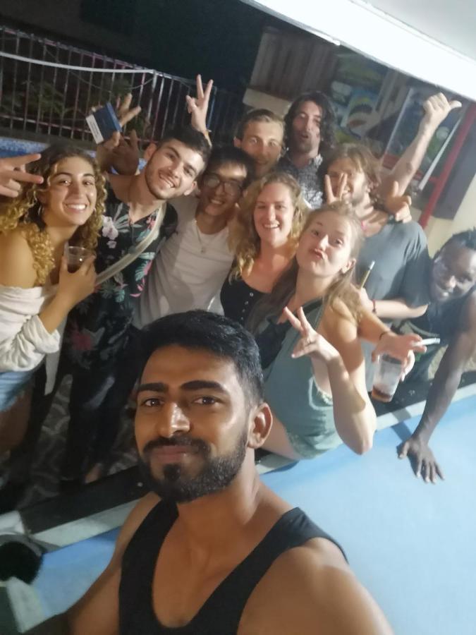 Real Vang Vieng Backpacker Hostel Luaran gambar